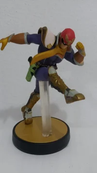 Amiibo Falcon Nintendo (amiibo Suelto) (Usado)